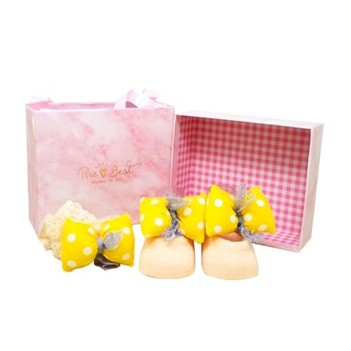 StarAndDaisy Baby Shoes and Hair Accessories for New Born Baby Girl 6 Months and 12 Months (Yellow)