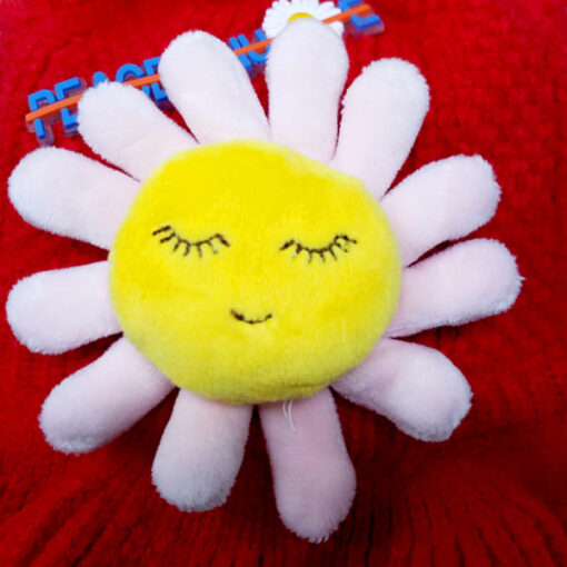 StarAndDaisy Kids Woolen Cap (Upto 4 years kids – Red) - Image 3