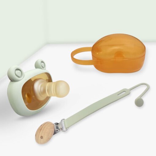 StarAndDaisy Newborn Sleeping Pacifier & Silicone Chain Baby Soother WIth Round Head  (Design - Green Teddy)