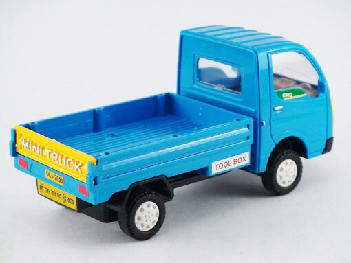 Centy Toys A Model Of Tata Ace CNG Cargo (Mini Truck) 3.7 X 5.3 X 6.4 cm, Weight: 160 g (Assorted Color & Prints) - Image 4