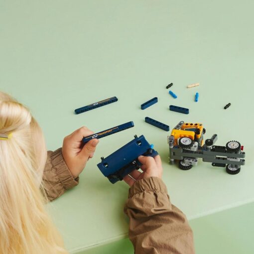 Lego Technic 42147 - Image 4