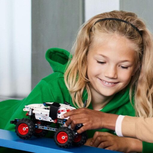 Lego Technic 42150 - Image 2