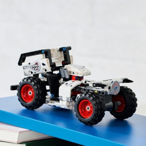 Lego Technic 42150 - Image 4