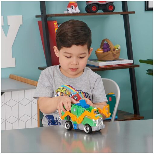 Paw Patrol, Rocky Deluxe Movie Transforming Toy Car with Collectible Action Figure, Kids Toys for Ages 3 and up, Multicolor - Image 5