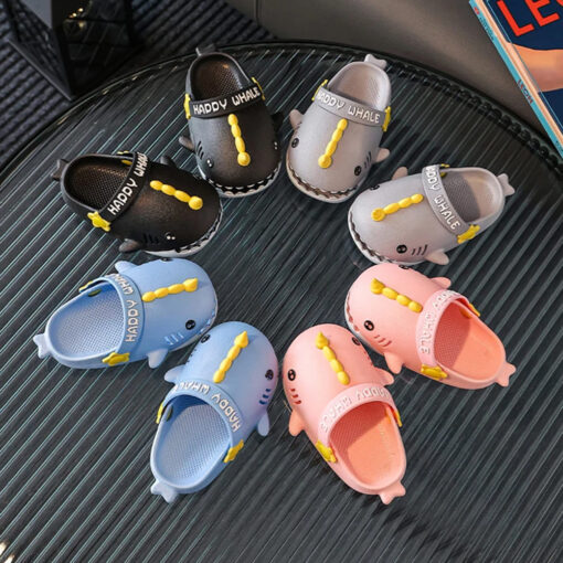 StarAndDaisy Clogs for Kids, Cute Shark Slide Slippers for children, Lightweight Summer Sandals - JH-880-GREY - Image 7